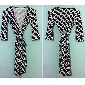 Diane Von Furstenberg Silk Black Wrap Dress US 2